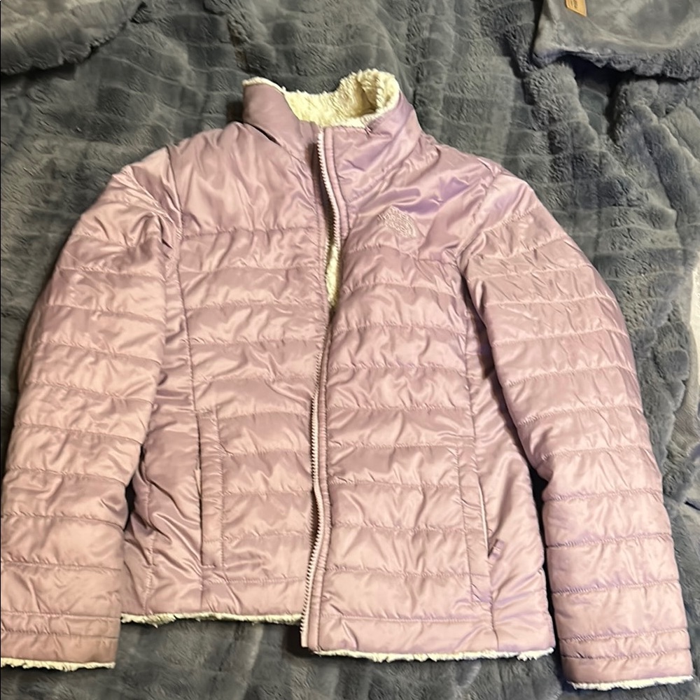 The North Face Girls Medium (10/12) Reversible Light Purple Puffer